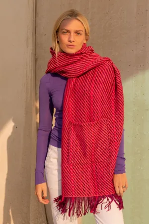 Big Shawl Alma, Rose Red