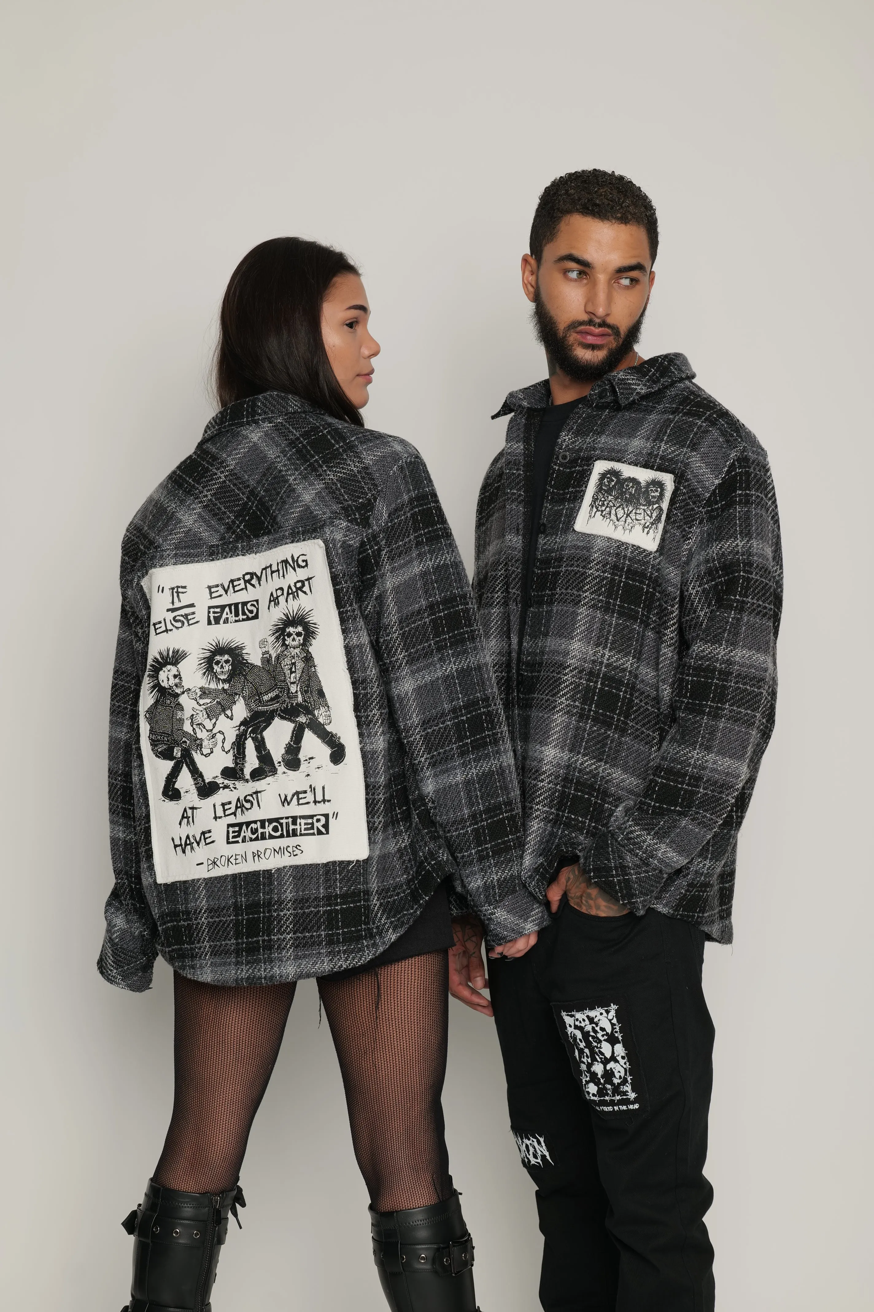 Holding On Flannel Black
