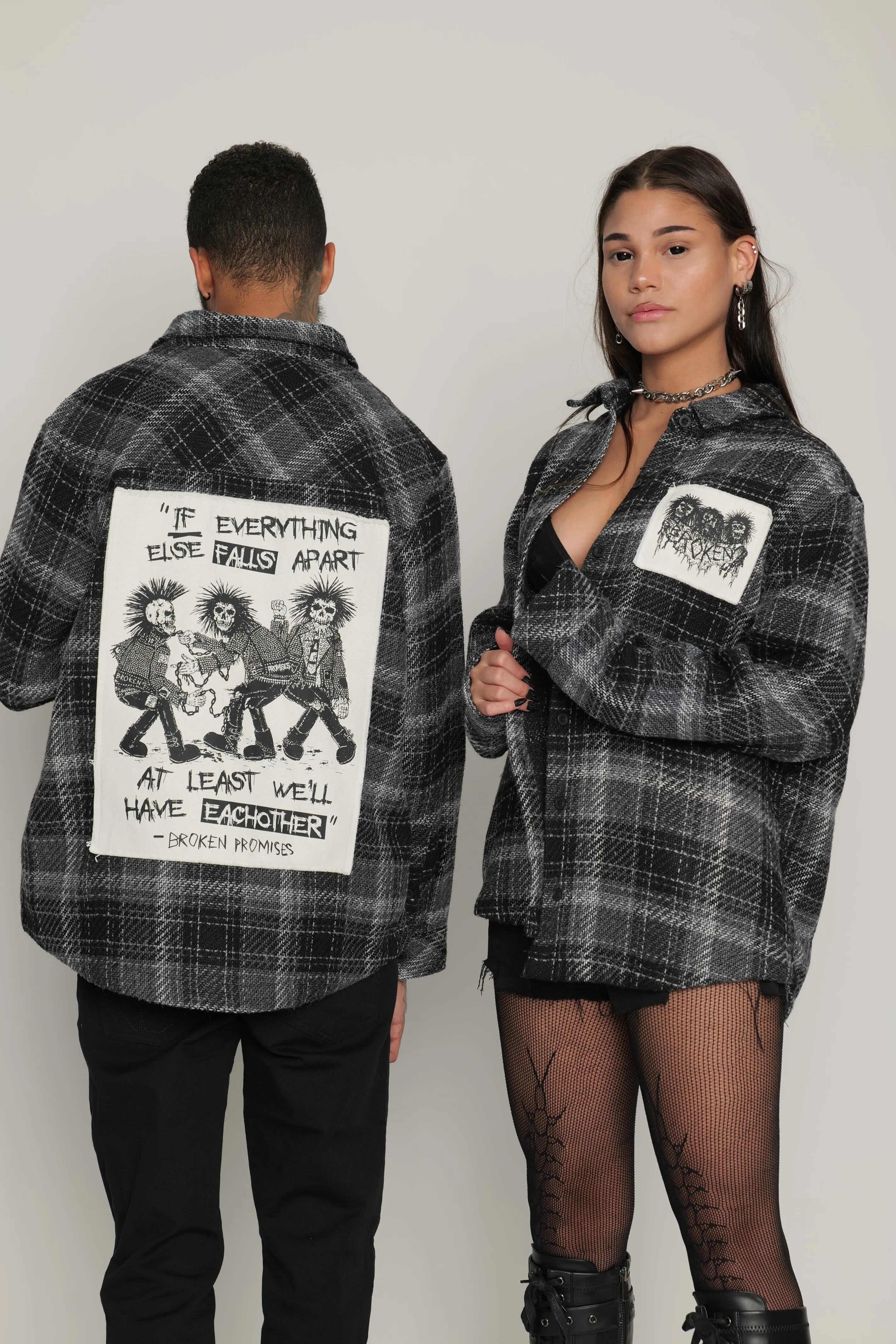 Holding On Flannel Black