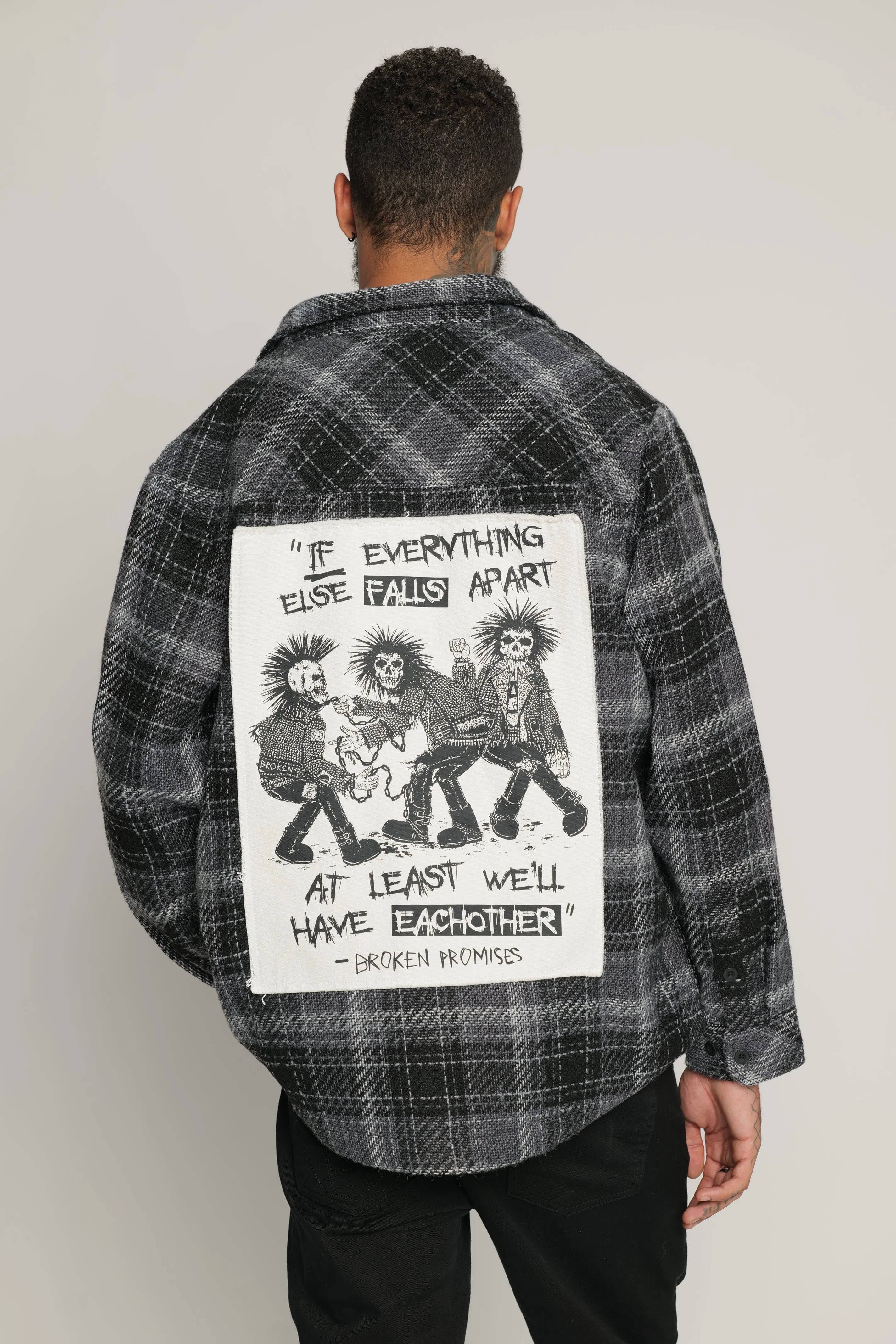 Holding On Flannel Black