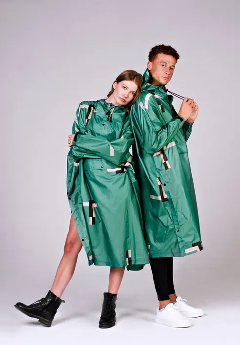 RAINKISS STRAY PIXEL PONCHO / RAIN JACKET
