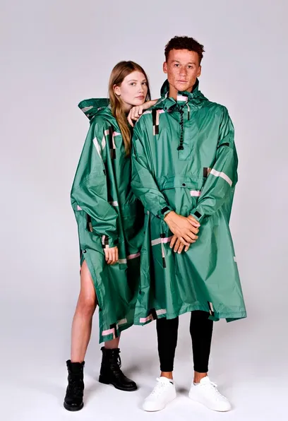 RAINKISS STRAY PIXEL PONCHO / RAIN JACKET